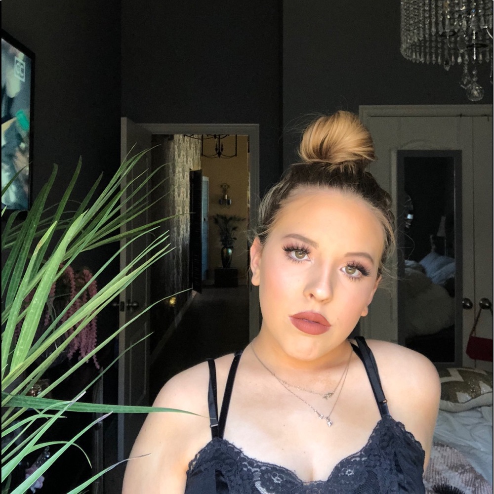 Meet your Posher, Katie